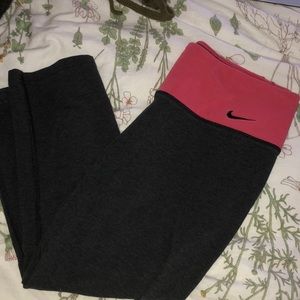 Nike crop leggings medium